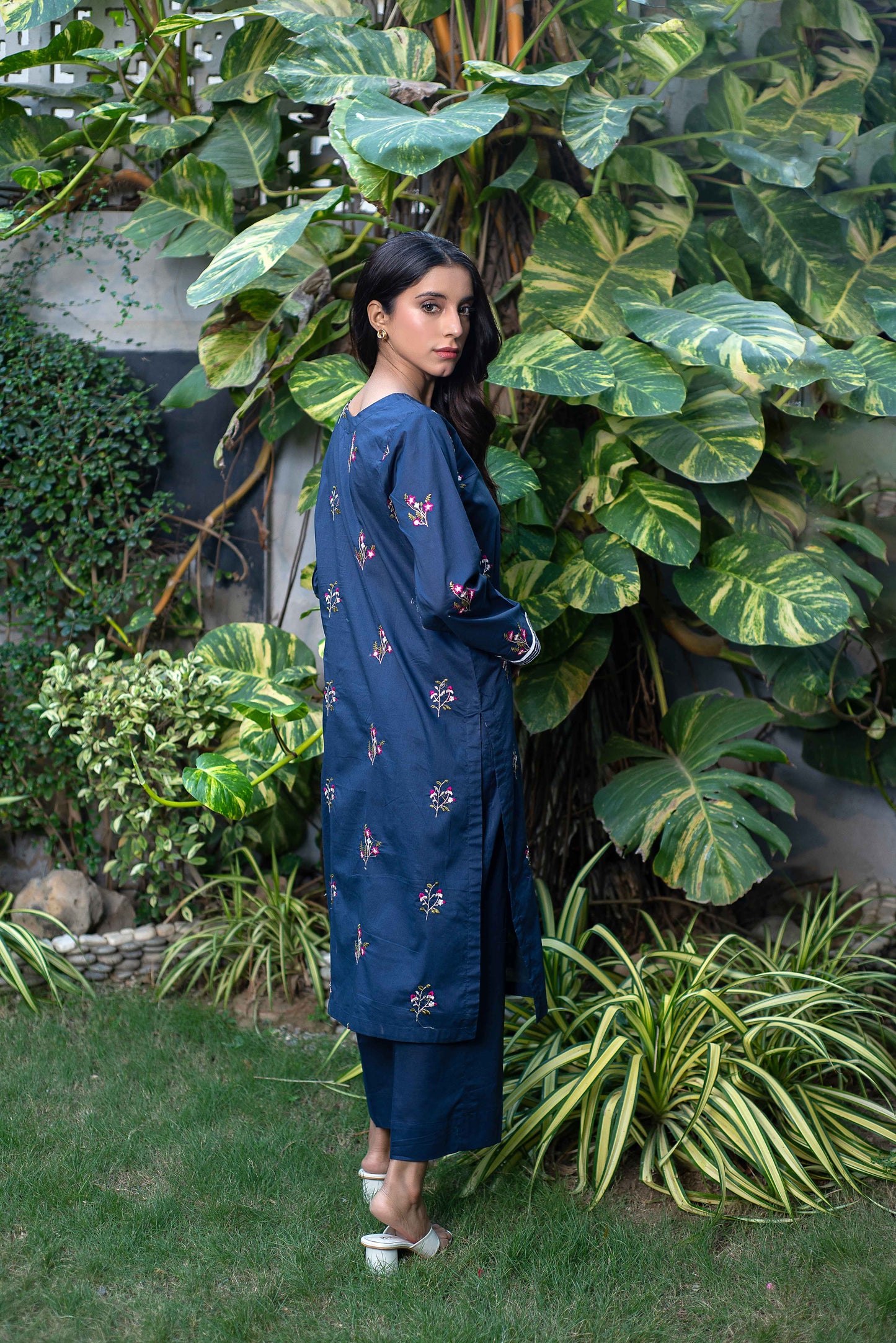 Neelofar - 2pc Blue Embroidered Suit with Plain Trouser