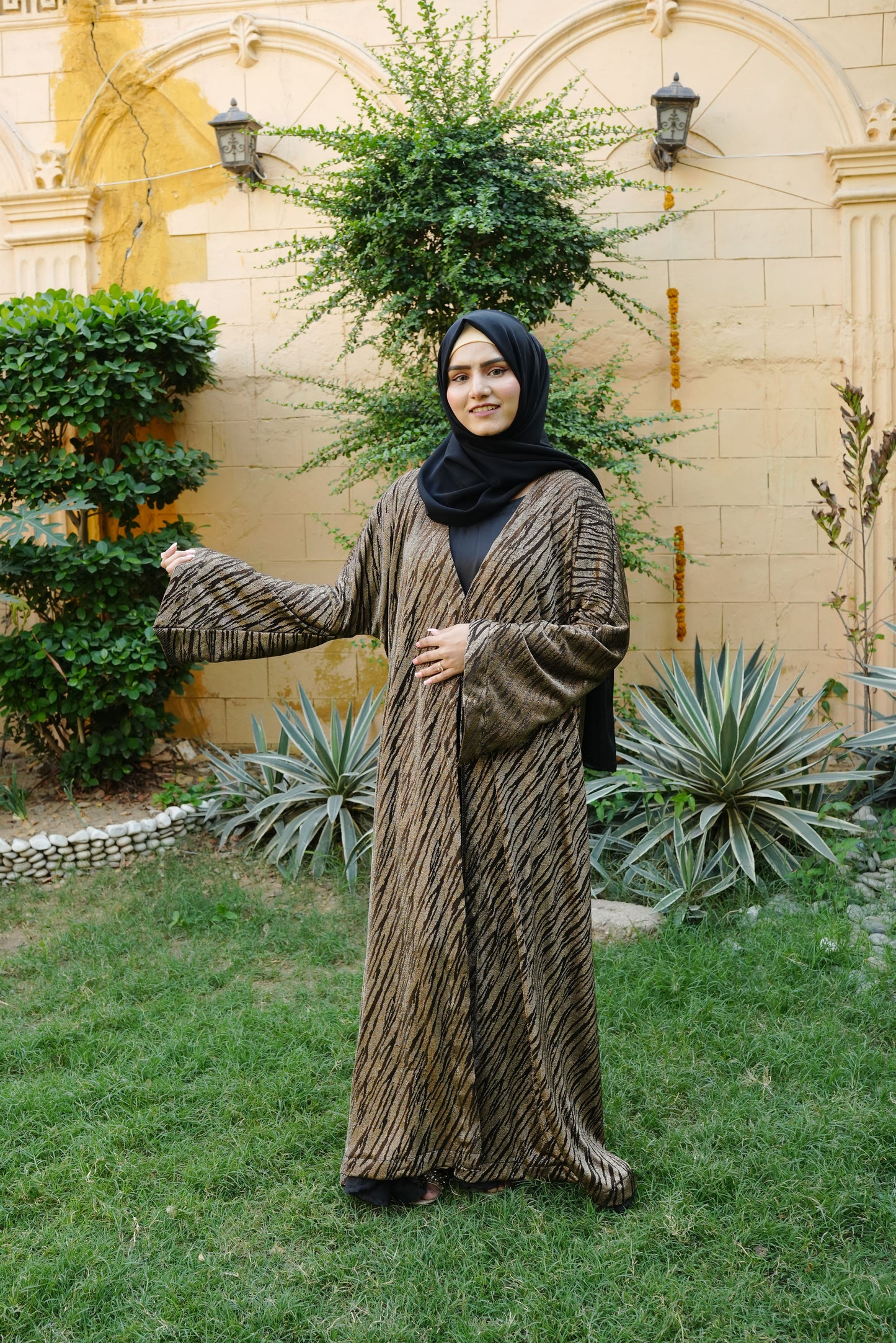 3pc Black Gold Fancy Abaya