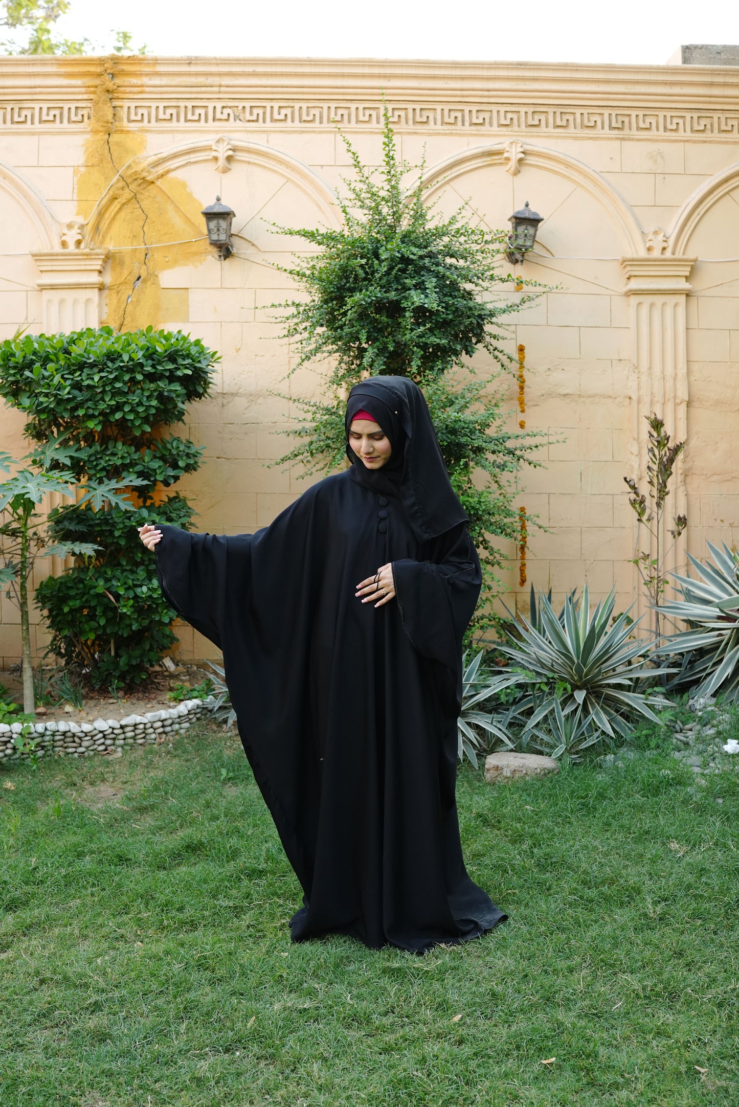 2pc Black Begi Style Butterfly Abaya