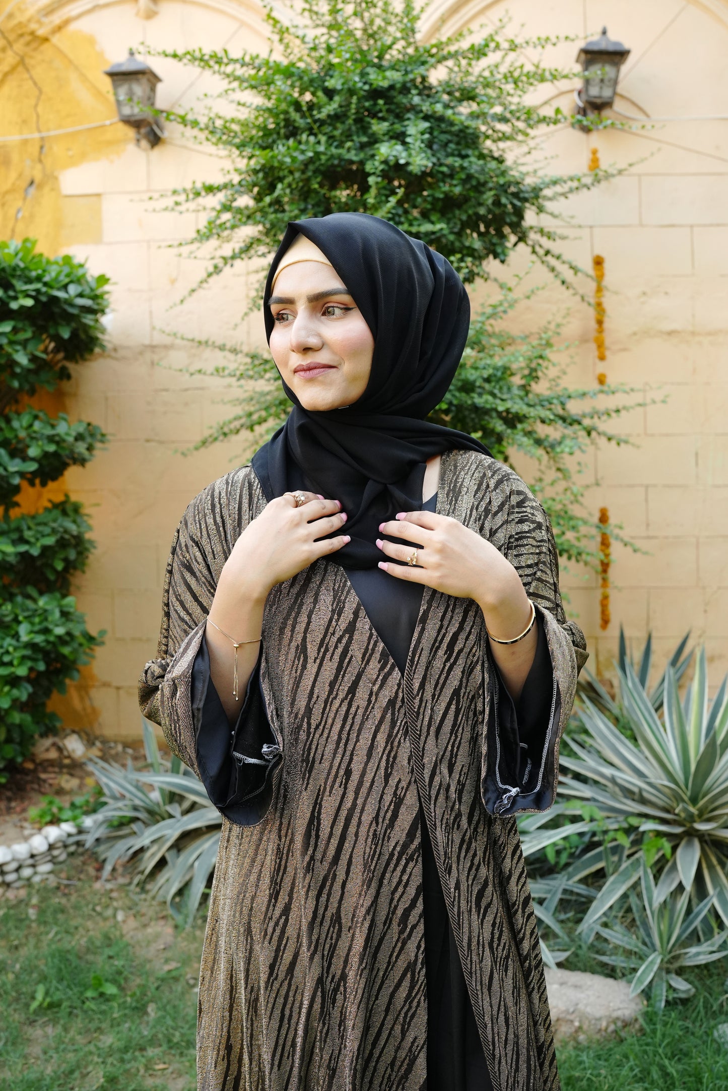 3pc Black Gold Fancy Abaya