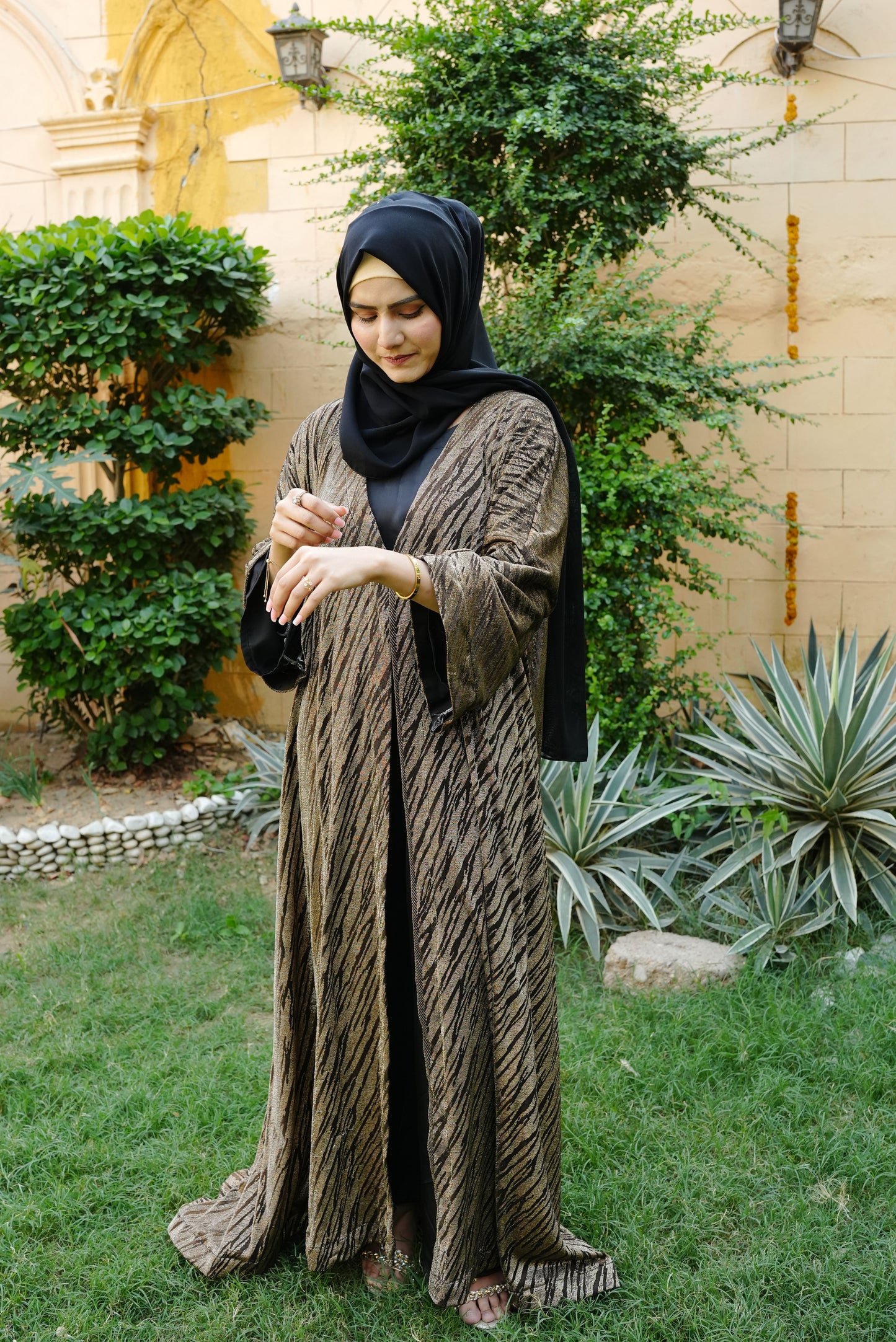 3pc Black Gold Fancy Abaya