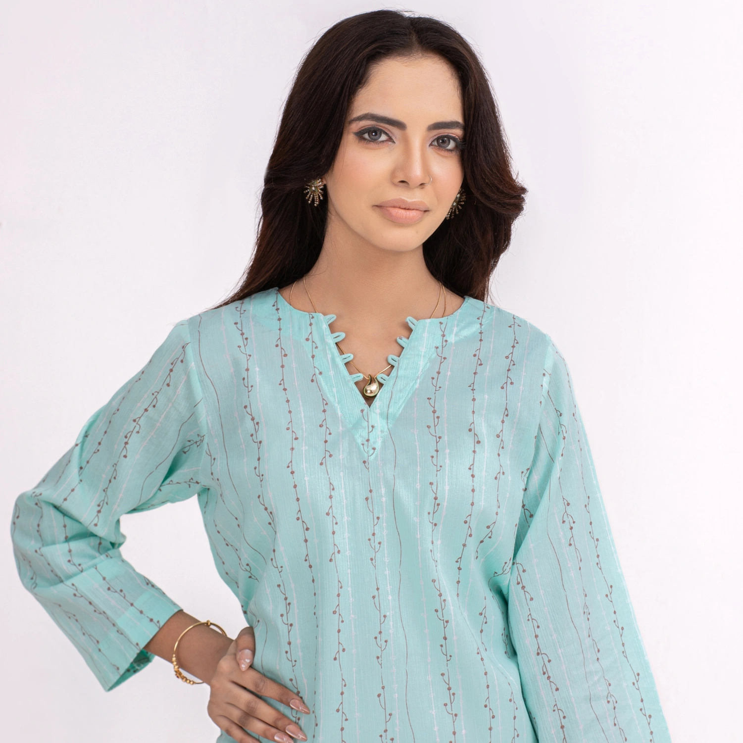 2 PCS Features delicate neck detailing crafted - Image 2