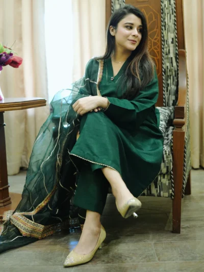 3 PCS PLAIN RAWSILK DRESS WITH FANCY ORGANZA DUPATTA