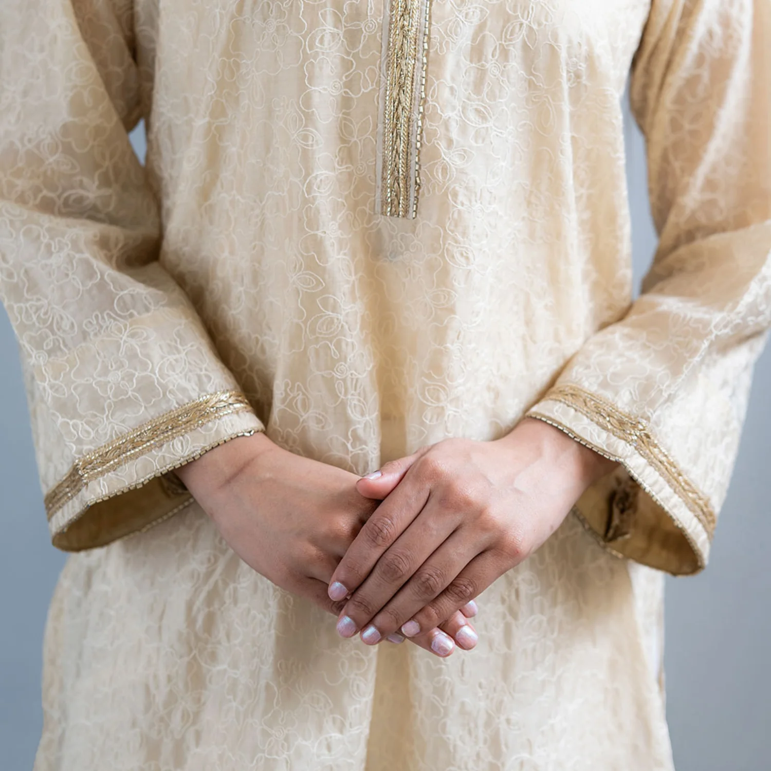 2 PCS Beige Embroidered Paper Silk Set - Image 4