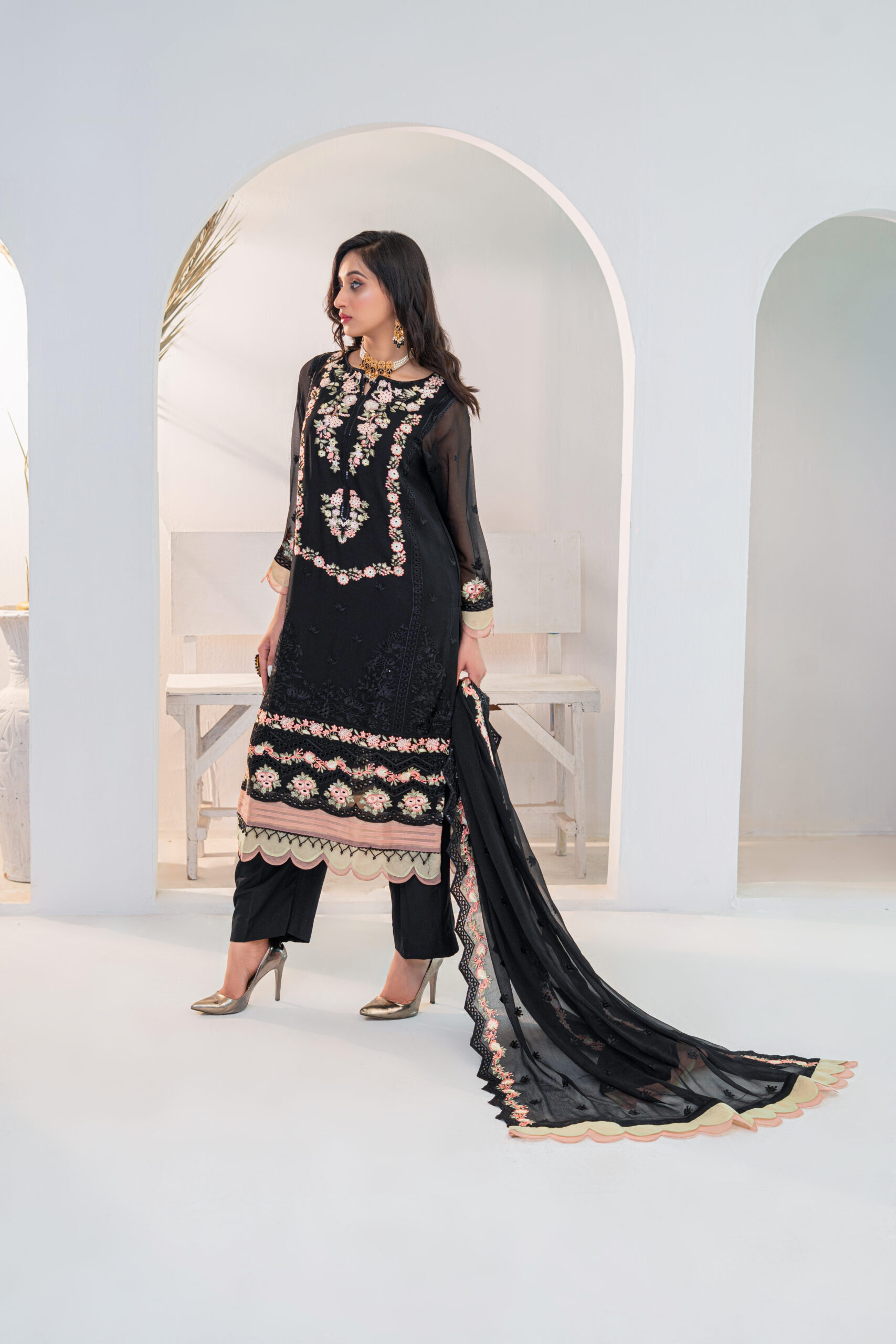 3PC Black Chiffon Embroidery Dress - Image 4